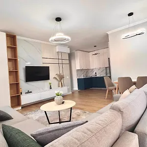Zeus Apartamento Tirana