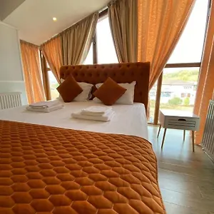 Ami Bucharest Airport&therme&parking Pensión Otopeni
